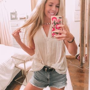 Cute button up tank top!! Cream